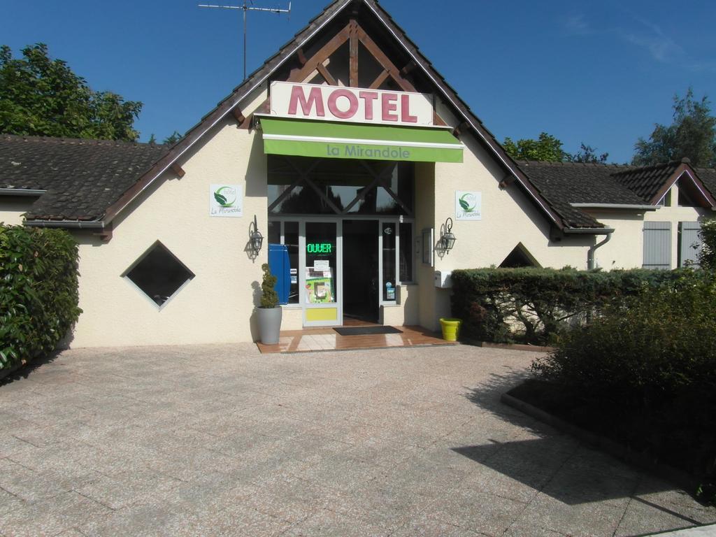 Hotel La Mirandole Tournus Eksteriør billede